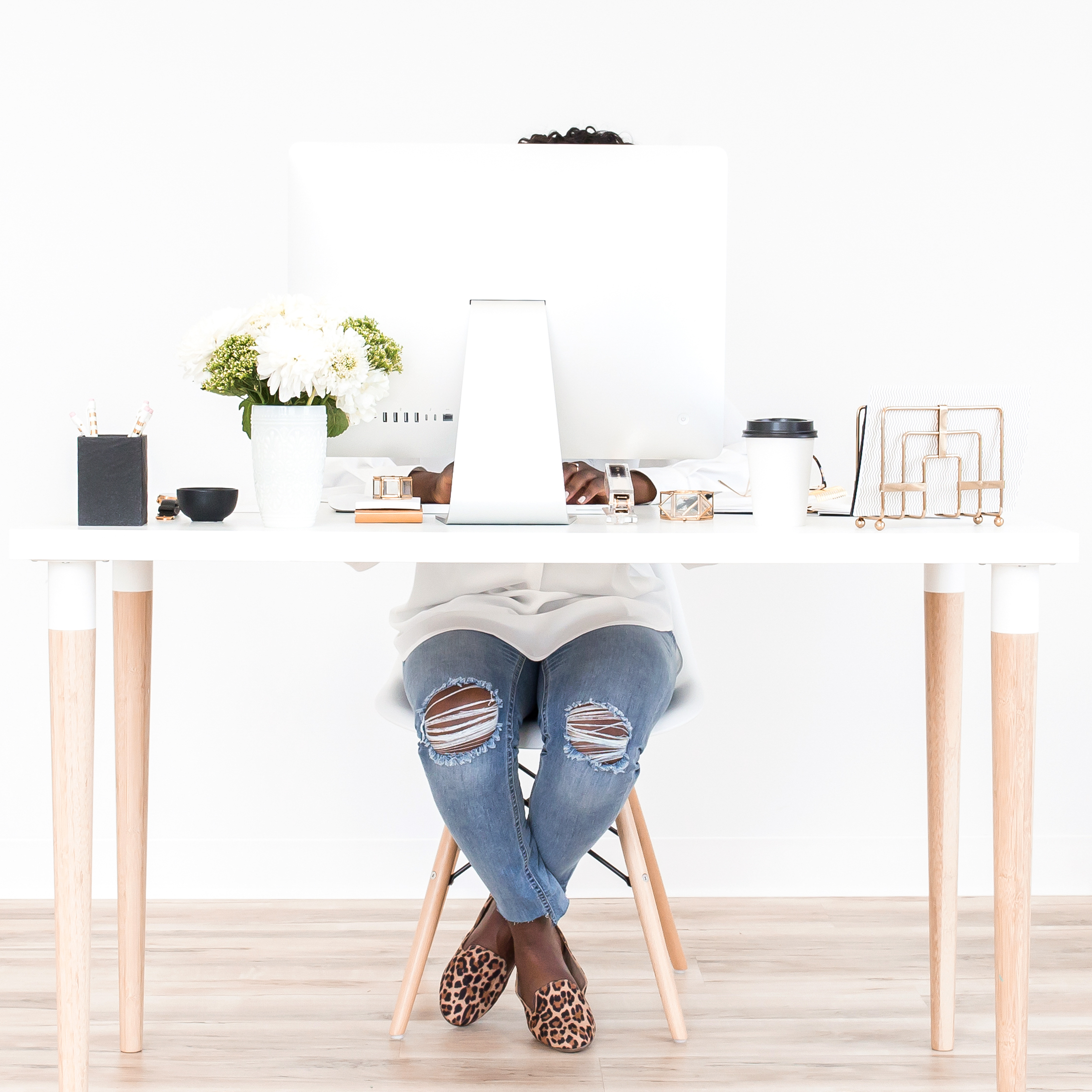 haute-stock-photography-classic-workday-6 haute-stock-photography-classic-workday-6